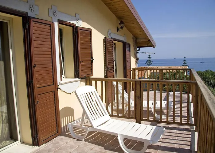 Paladino - E 3* Scilla