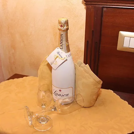 Couette-café Paladino - E Scilla