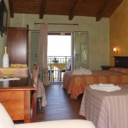 Paladino - E Bed & Breakfast 3*