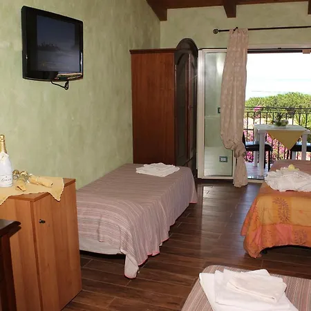 Paladino - E Frühstückspension Scilla