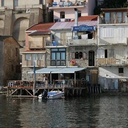 Paladino - E Frühstückspension 3*