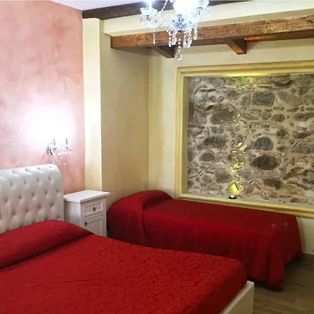 Paladino - E Frühstückspension 3*